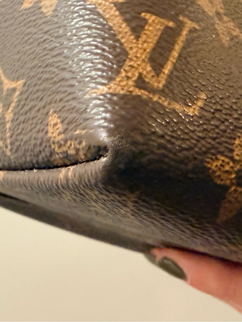 *AUTHENTIC* LOUIS VUITTON - MONOGRAM RED TWO WAY BAG - Picture 5 of 16